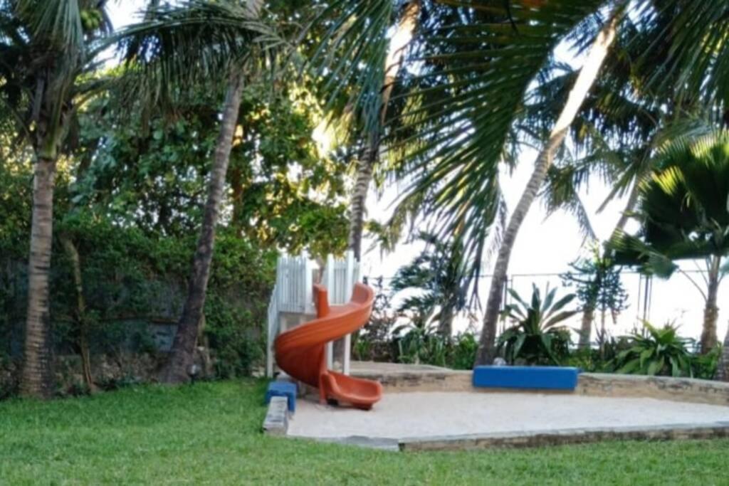 Cowrie Beach Haven Studio Apartman Mombasa Kültér fotó